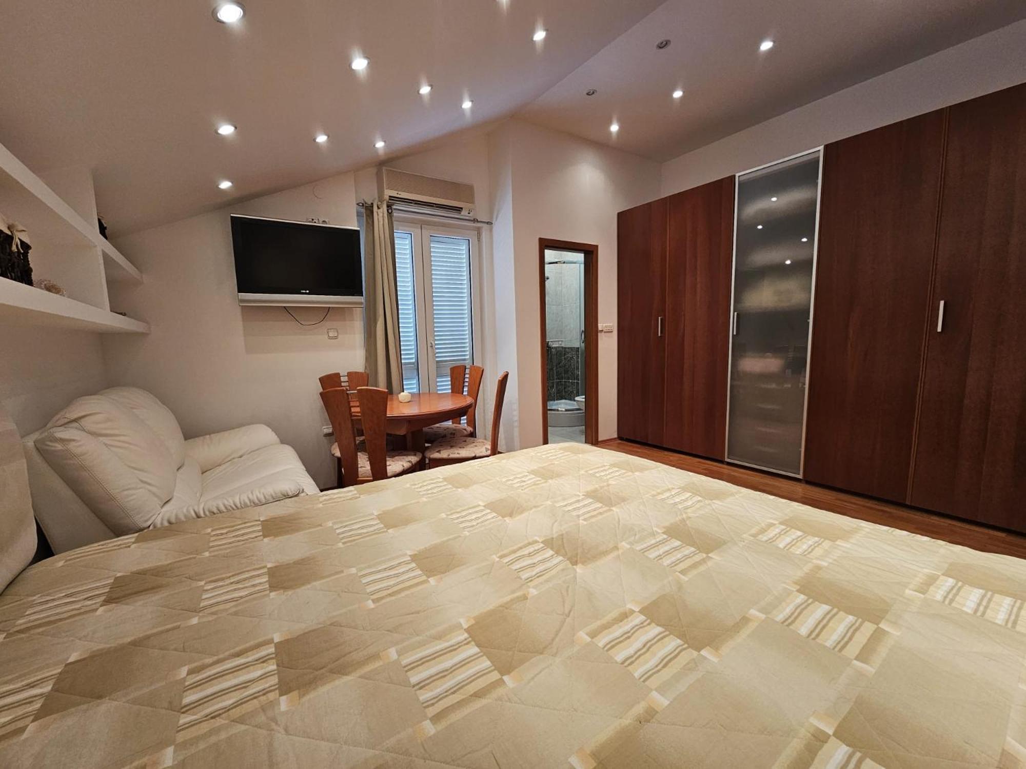 Bolotel Family & Studio Stay ภายนอก รูปภาพ