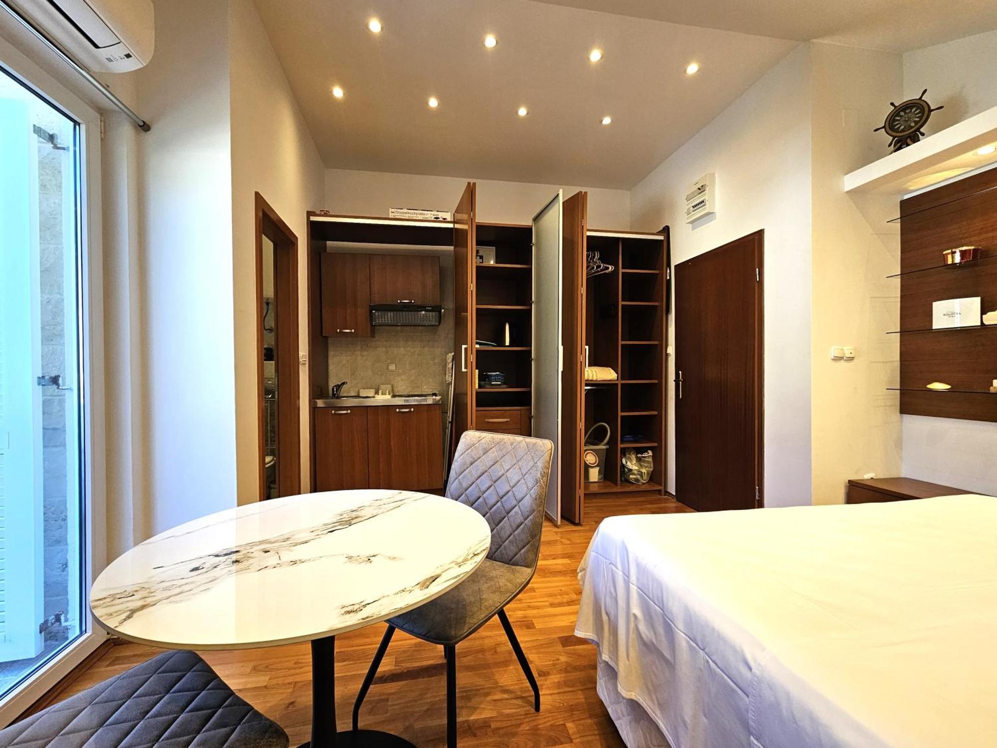 Bolotel Family & Studio Stay ภายนอก รูปภาพ