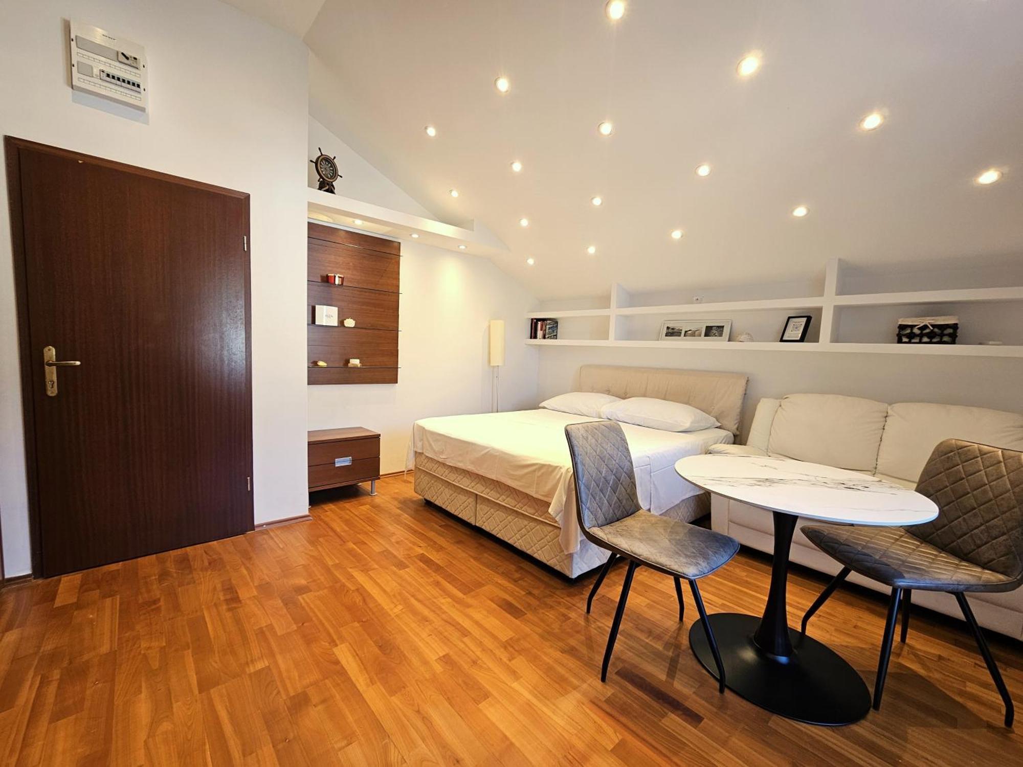 Bolotel Family & Studio Stay ภายนอก รูปภาพ