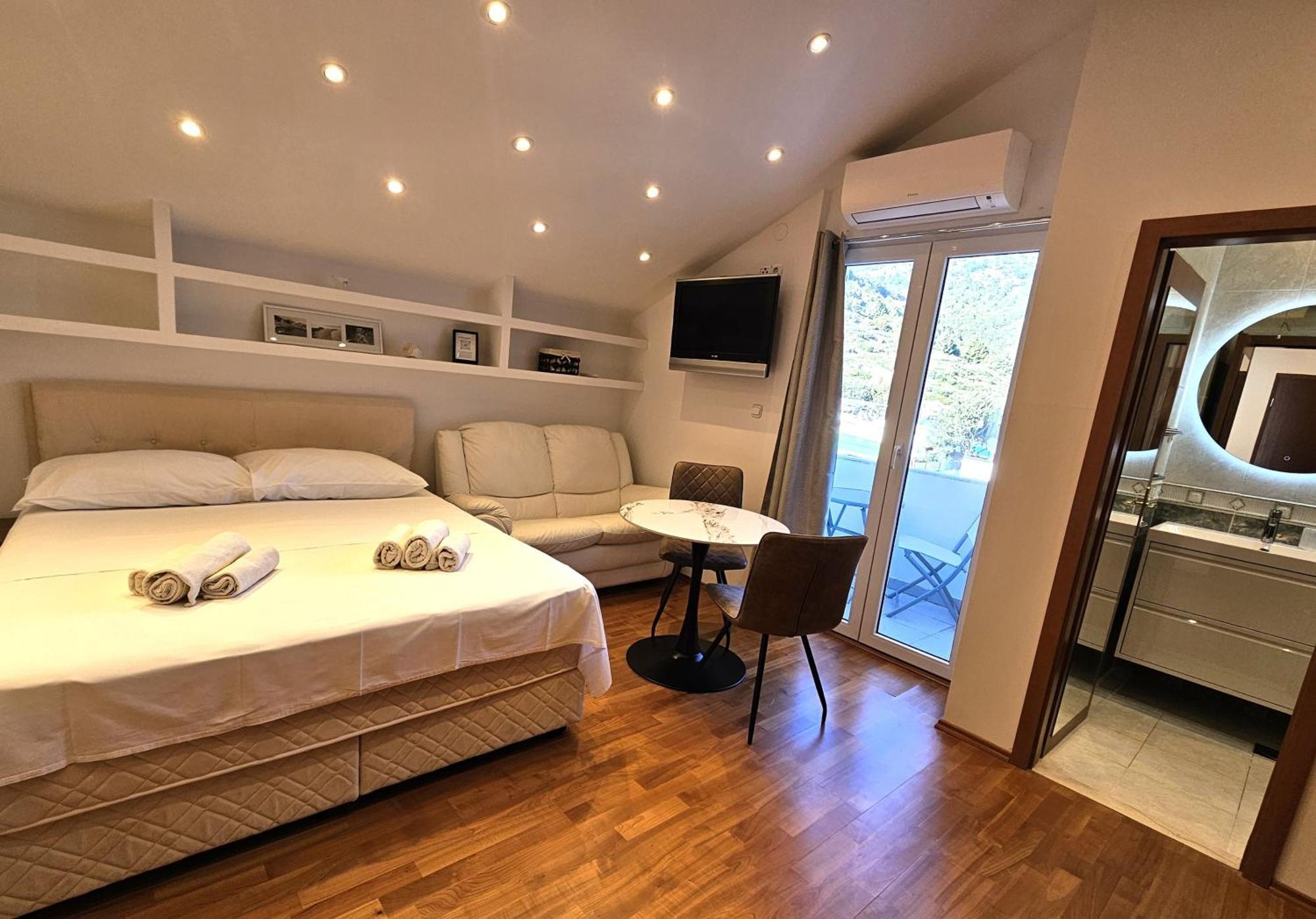 Bolotel Family & Studio Stay ภายนอก รูปภาพ