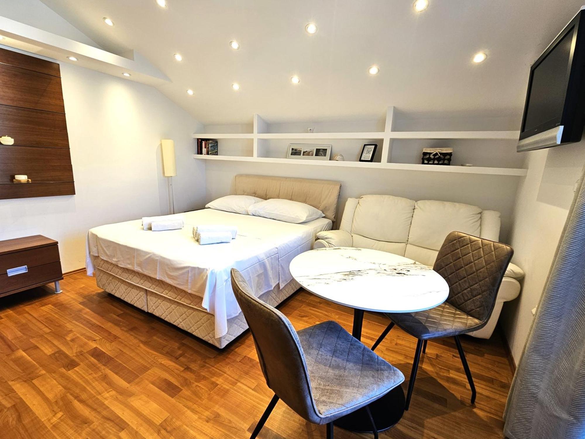Bolotel Family & Studio Stay ภายนอก รูปภาพ